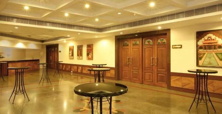 Sun-N-Sand Pune Bagian luar foto